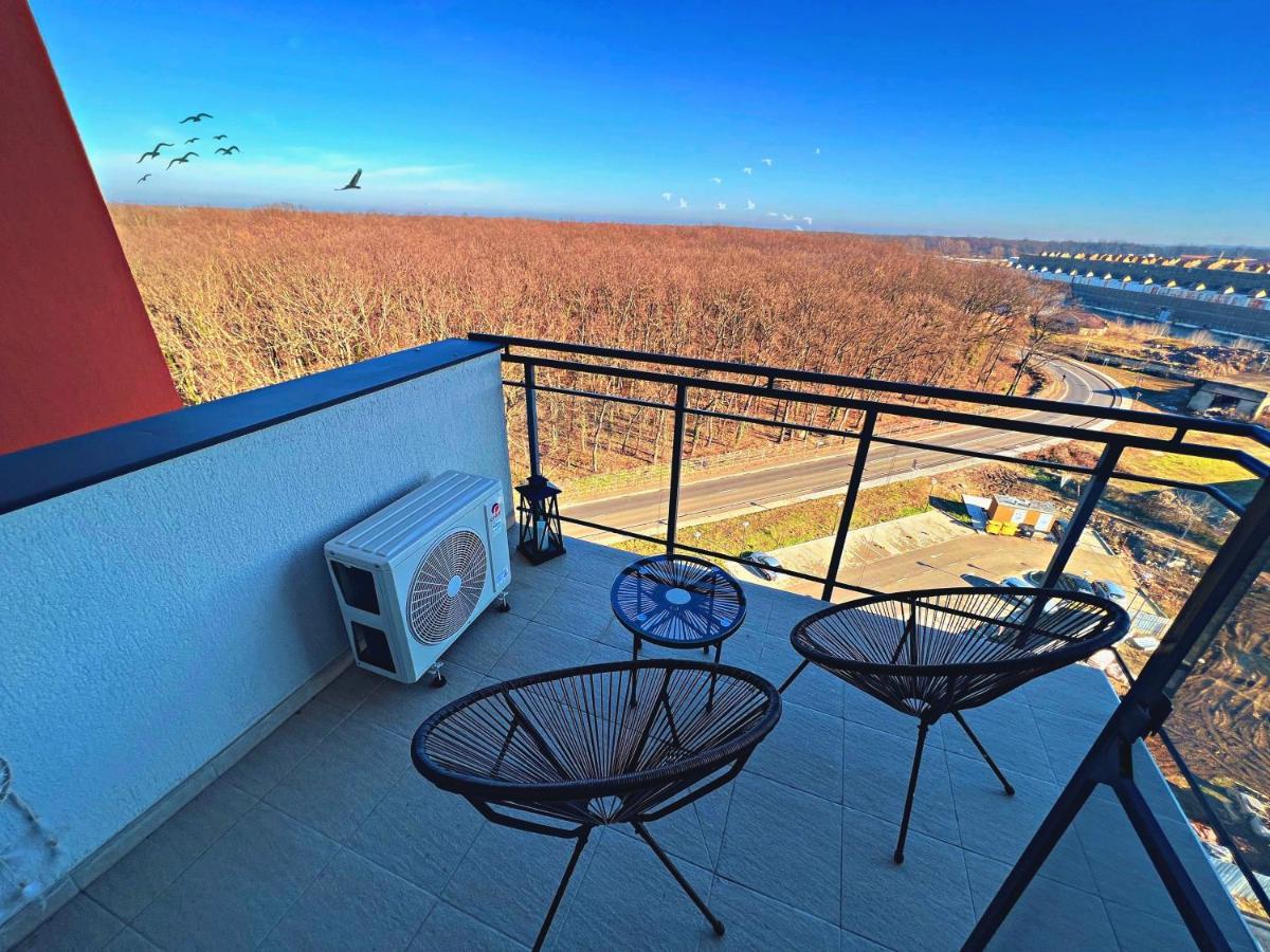 Dumbravita  Panoramic Forest View Apartment מראה חיצוני תמונה