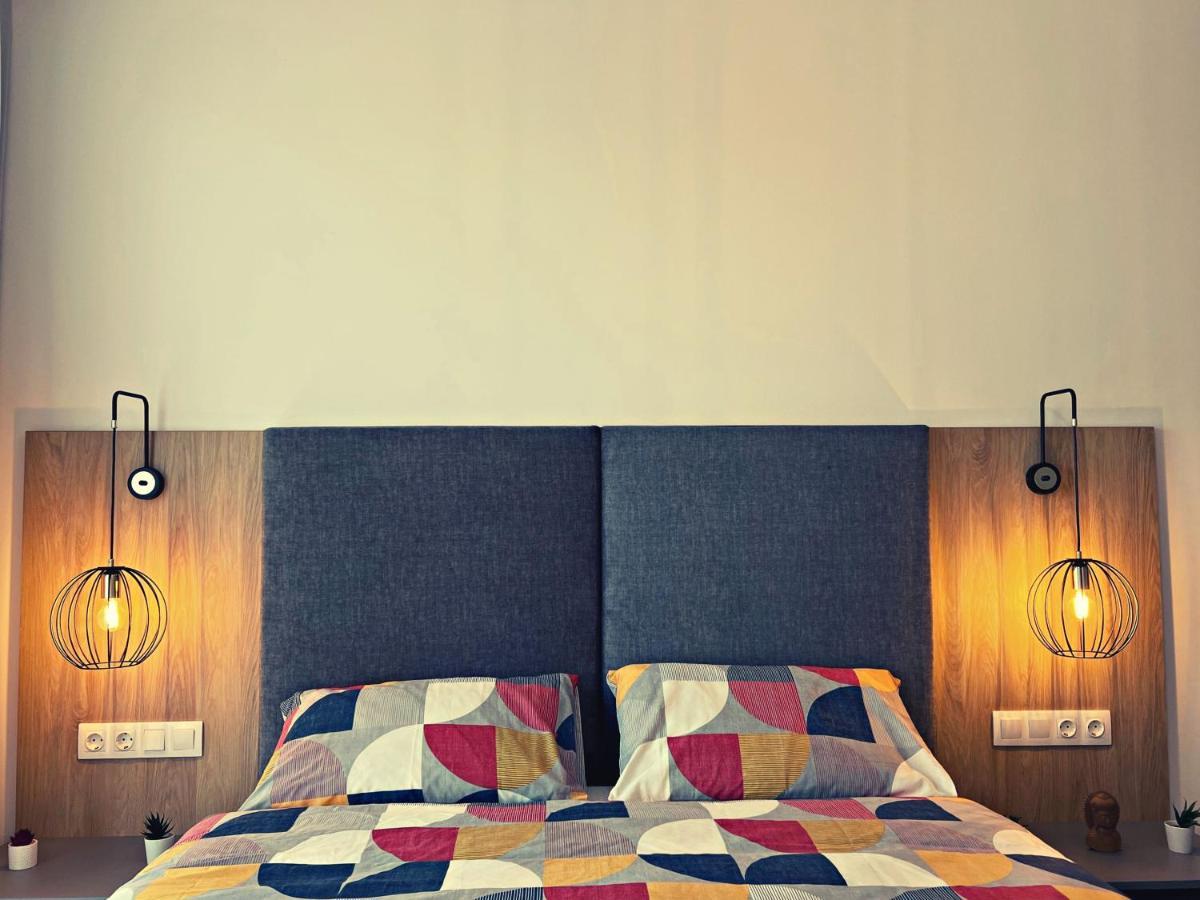 Dumbravita  Panoramic Forest View Apartment מראה חיצוני תמונה