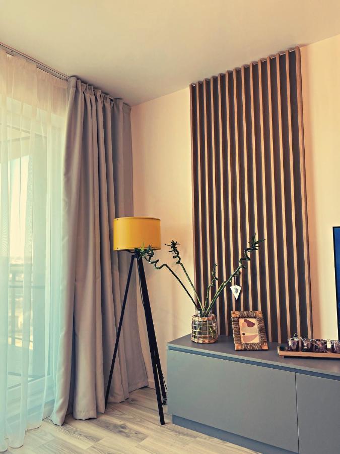 Dumbravita  Panoramic Forest View Apartment מראה חיצוני תמונה